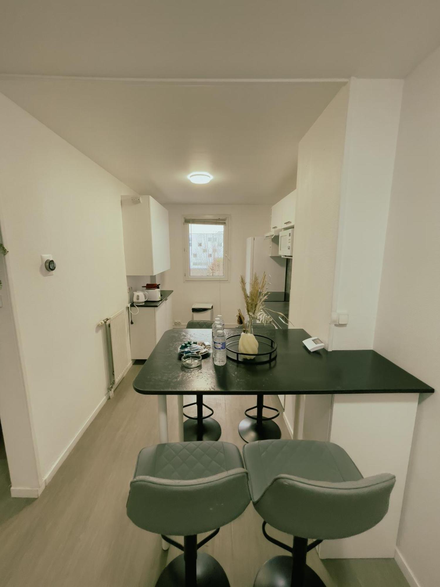 Appartement Proche U Arena Et La Defense Nanterre Exterior foto