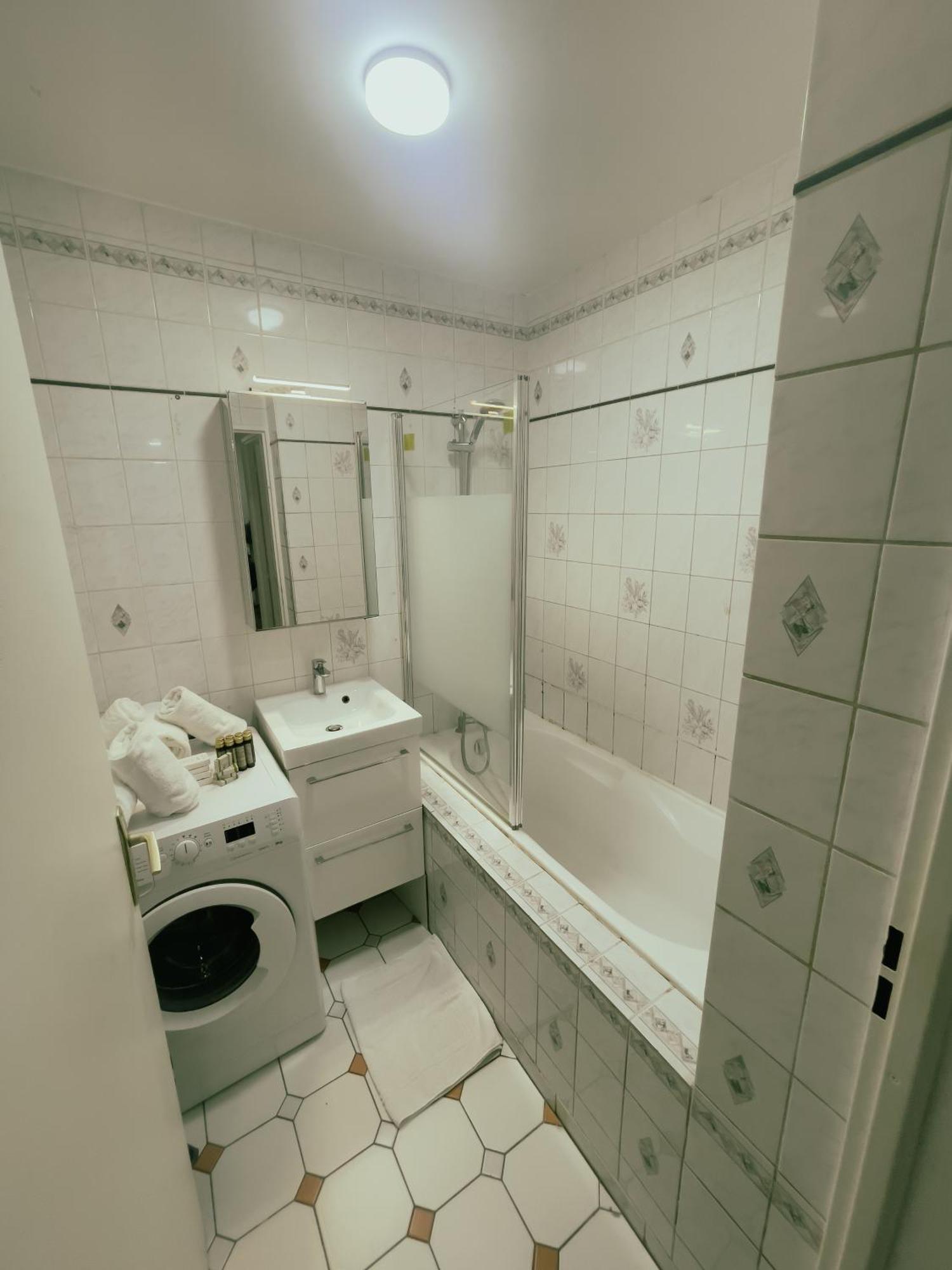 Appartement Proche U Arena Et La Defense Nanterre Exterior foto